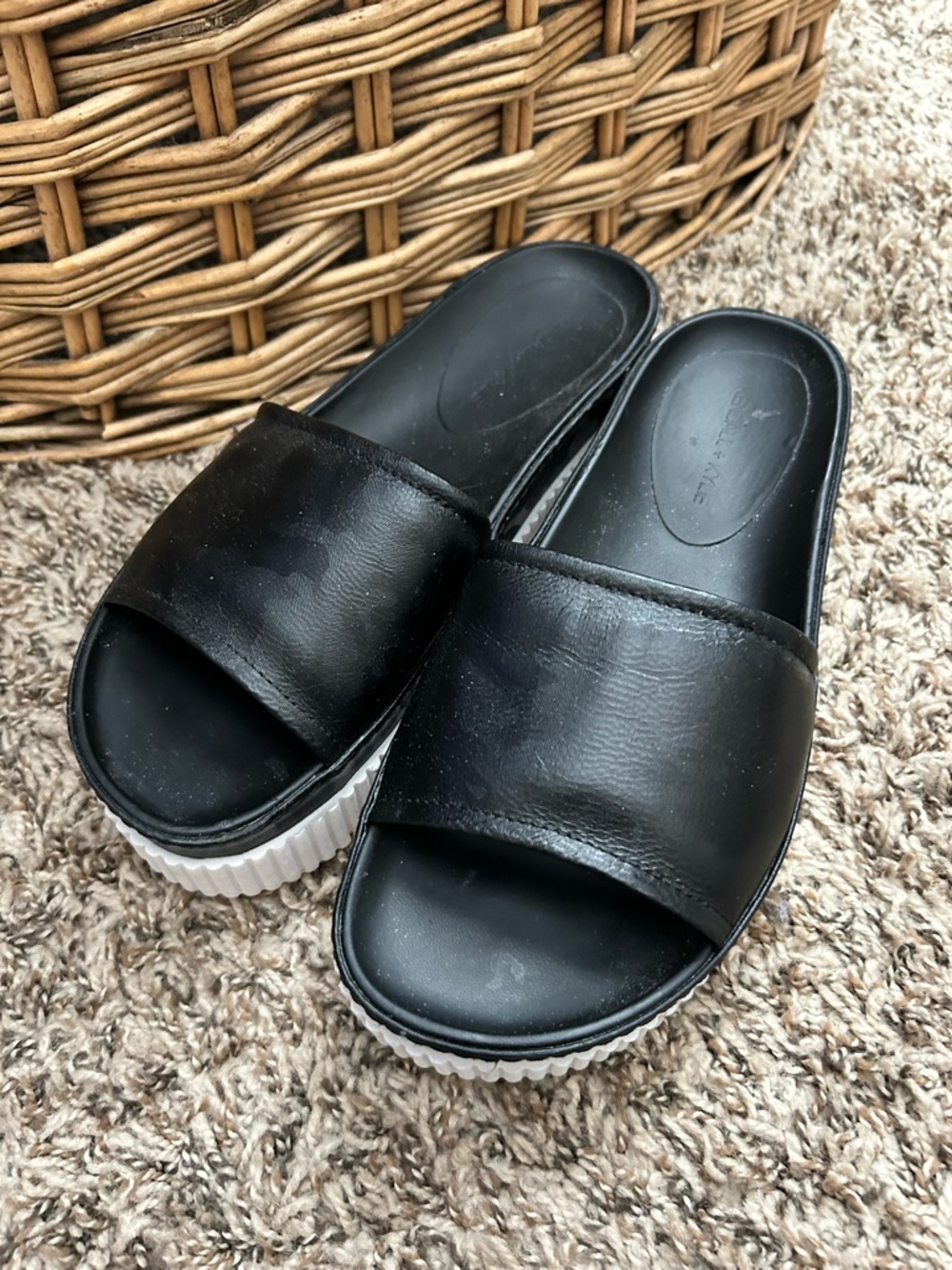 Kendall & Kylie Black Platform Slide Sandals with White Soles
